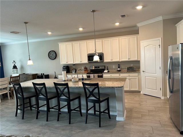 11999 Bay Oak DR, Fort Myers, FL 33913