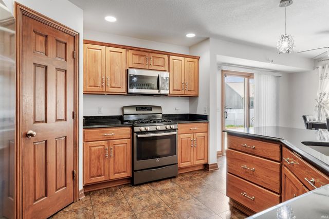 13084 Claret Court, Fort Wayne, IN 46845