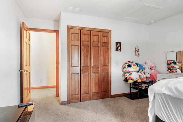 13084 Claret Court, Fort Wayne, IN 46845