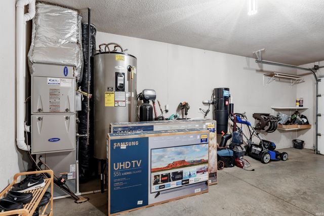 13084 Claret Court, Fort Wayne, IN 46845