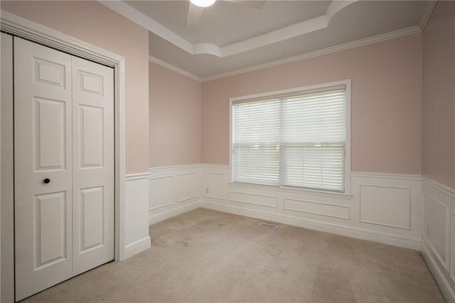 909 S Ann Street, Independence, MO 64056