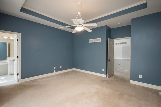 909 S Ann Street, Independence, MO 64056