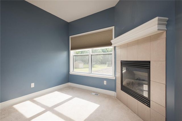 909 S Ann Street, Independence, MO 64056