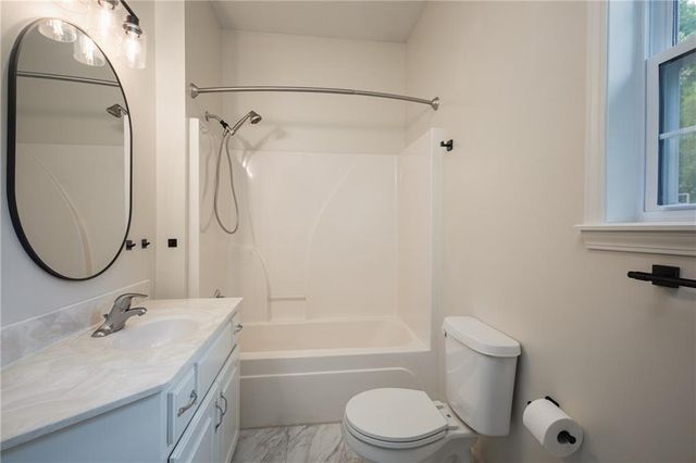 909 S Ann Street, Independence, MO 64056