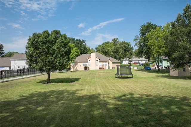 909 S Ann Street, Independence, MO 64056