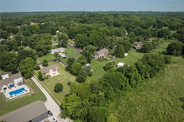 909 S Ann Street, Independence, MO 64056