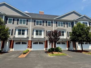 1975 Middlesex St 56, Lowell, MA 01851