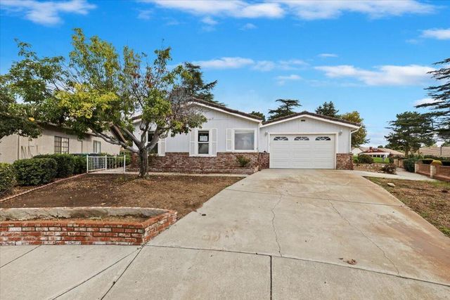 40944 Lincoln Place, Cherry Valley, CA 92223
