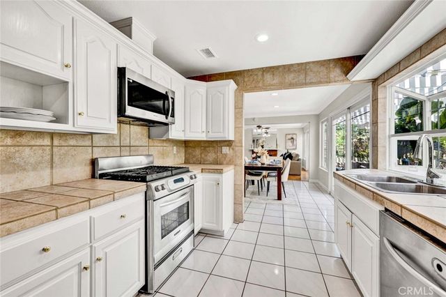 3841 Claremont St, Irvine, CA 92614