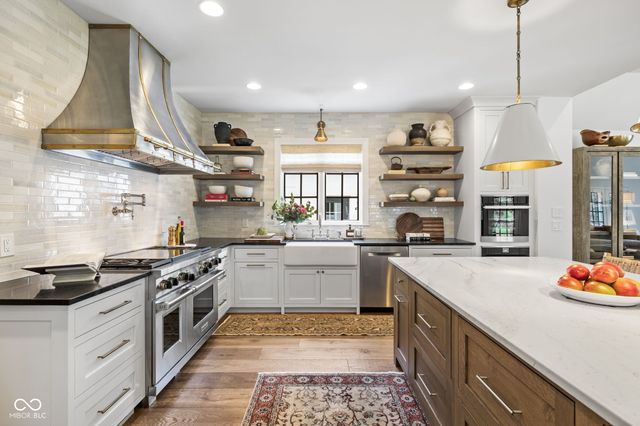 7290 Hull Road, Zionsville, IN 46077