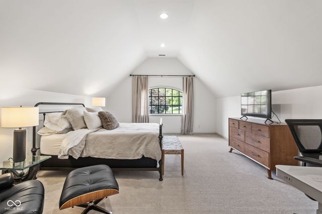 7290 Hull Road, Zionsville, IN 46077