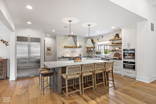7290 Hull Road, Zionsville, IN 46077