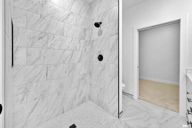 1360 Heights Court, Bettendorf, IA 52722