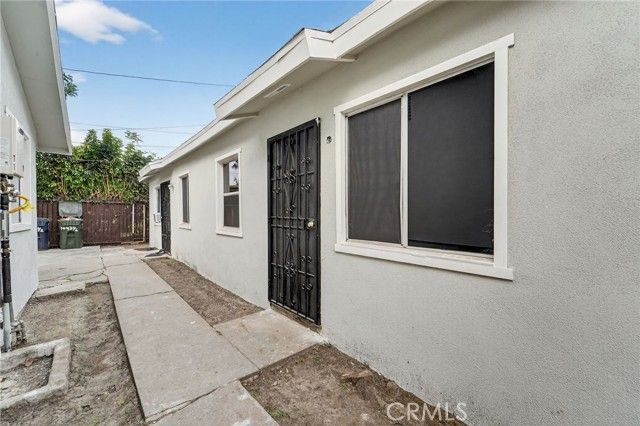 1043 W 95th Street, Los Angeles, CA 90044