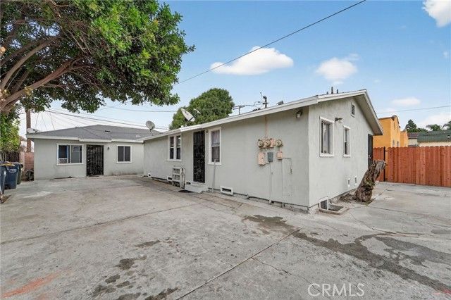 1043 W 95th Street, Los Angeles, CA 90044