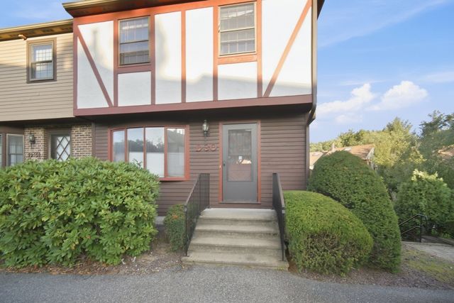 30 Scotty Hollow Dr D, Chelmsford, MA 01824
