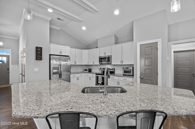 6942 Campbells Ridge Drive SE, Leland, NC 28451