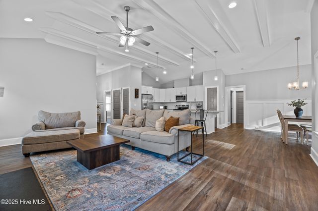 6942 Campbells Ridge Drive SE, Leland, NC 28451