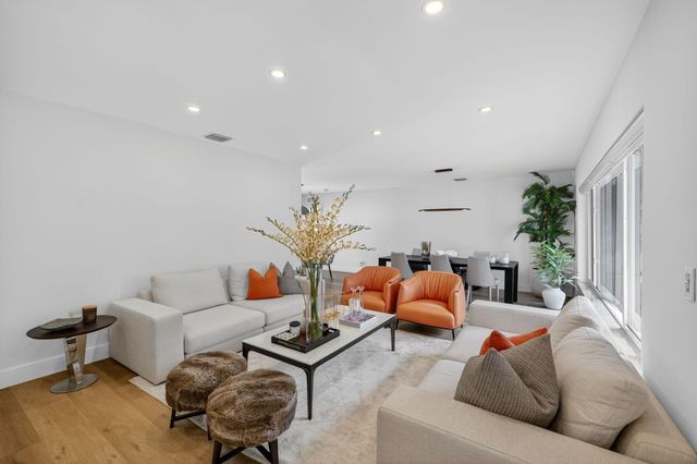 5950 NE 28th Avenue, Fort Lauderdale, FL 33308