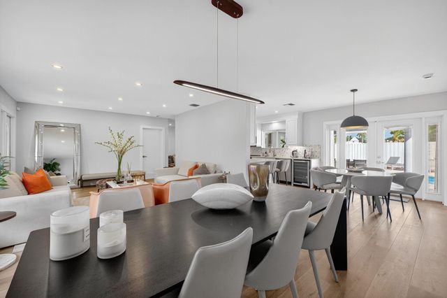 5950 NE 28th Avenue, Fort Lauderdale, FL 33308