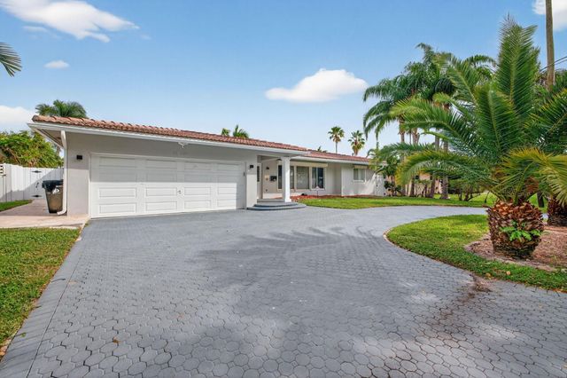 5950 NE 28th Avenue, Fort Lauderdale, FL 33308