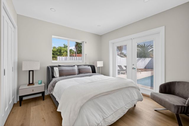 5950 NE 28th Avenue, Fort Lauderdale, FL 33308