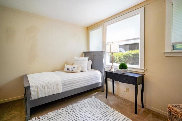 136 2nd Street, Pacific Grove, CA 93950