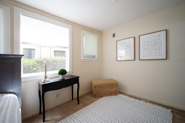 136 2nd Street, Pacific Grove, CA 93950