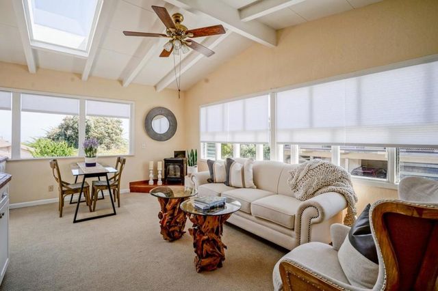 136 2nd Street, Pacific Grove, CA 93950