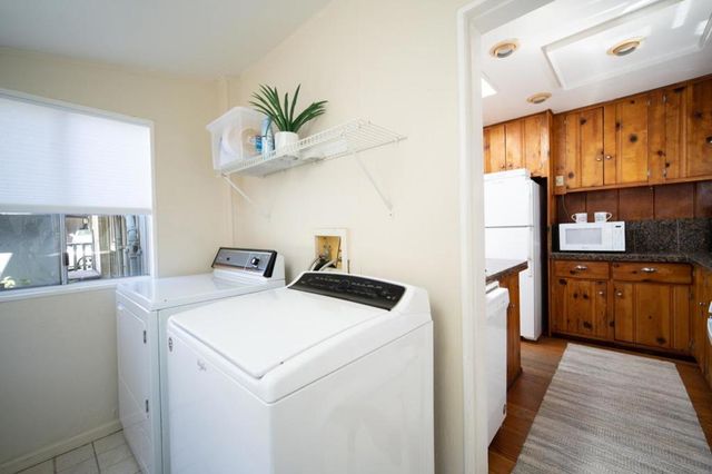 136 2nd Street, Pacific Grove, CA 93950