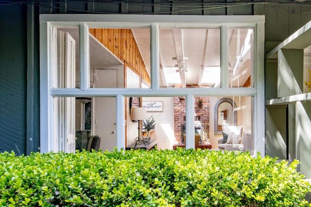 136 2nd Street, Pacific Grove, CA 93950