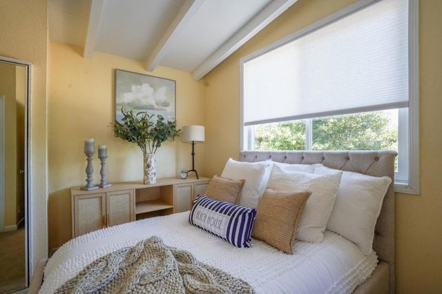 136 2nd Street, Pacific Grove, CA 93950