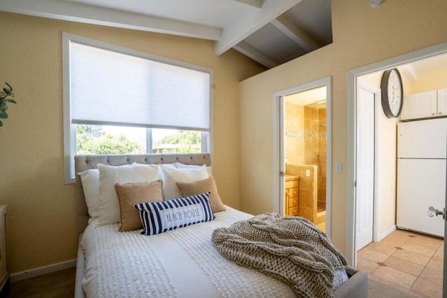 136 2nd Street, Pacific Grove, CA 93950