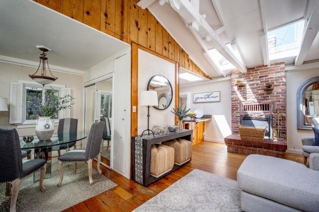 136 2nd Street, Pacific Grove, CA 93950