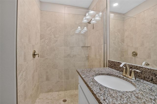 5328 STOIC VALE DRIVE, Wimauma, FL 33598