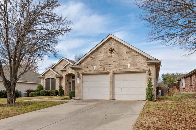 2617 Hollow Ridge Drive, Denton, TX 76210