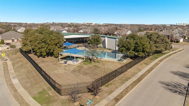 2617 Hollow Ridge Drive, Denton, TX 76210