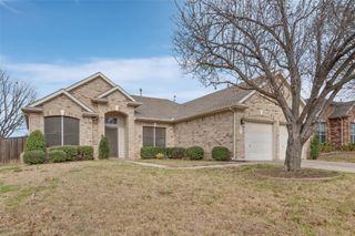 2617 Hollow Ridge Drive, Denton, TX 76210