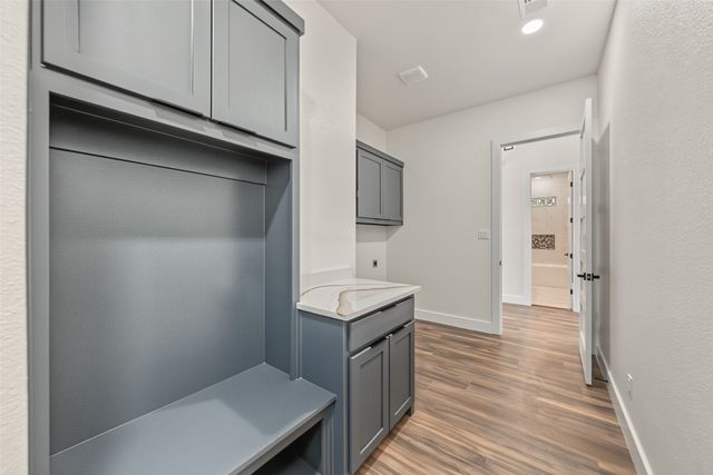 305 Hobbs Avenue, Boyd, TX 76023