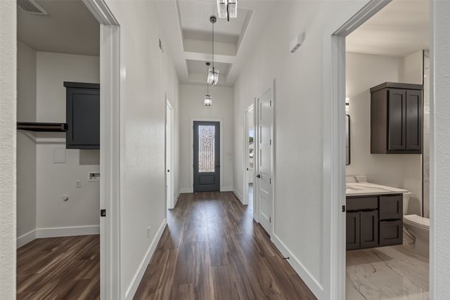 305 Hobbs Avenue, Boyd, TX 76023
