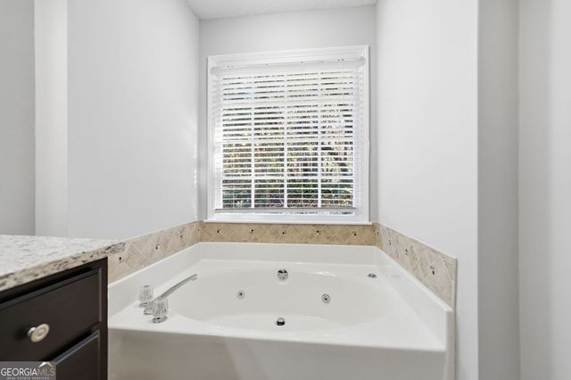 5615 Trotters Court, Cumming, GA 30028