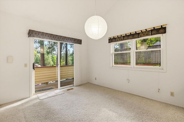 334 Bridge Way, Nevada City, CA 95959