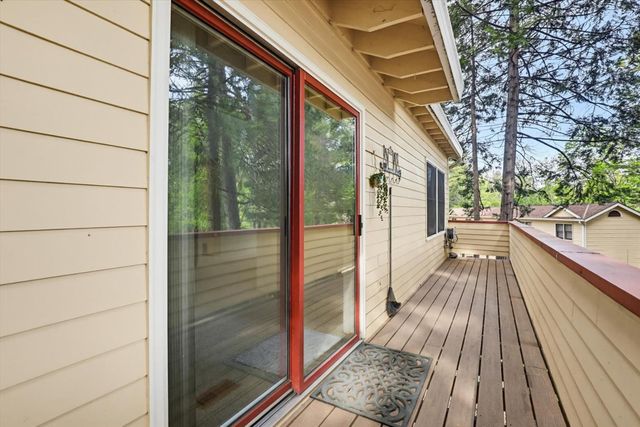 334 Bridge Way, Nevada City, CA 95959