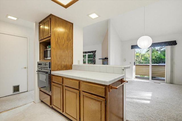 334 Bridge Way, Nevada City, CA 95959