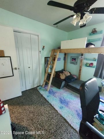 211 Avenida De Paz, Indialantic, FL 32903