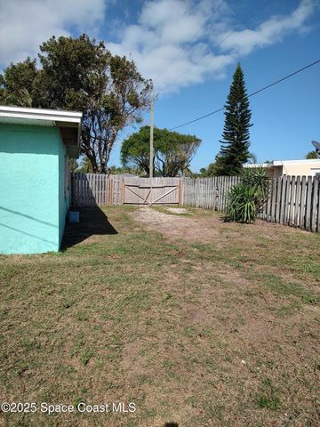 211 Avenida De Paz, Indialantic, FL 32903