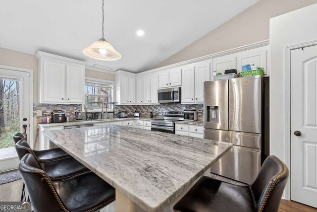 1553 SHOAL CREEK Drive, Winder, GA 30680