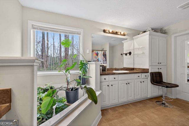 1553 SHOAL CREEK Drive, Winder, GA 30680