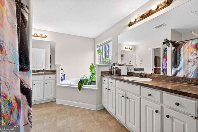 1553 SHOAL CREEK Drive, Winder, GA 30680