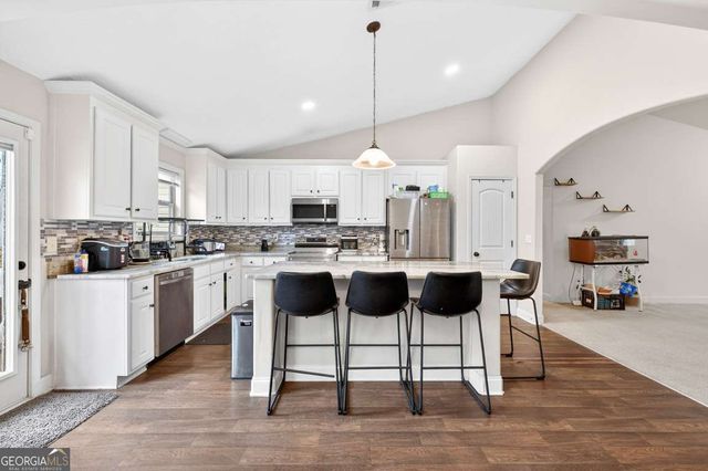 1553 SHOAL CREEK Drive, Winder, GA 30680